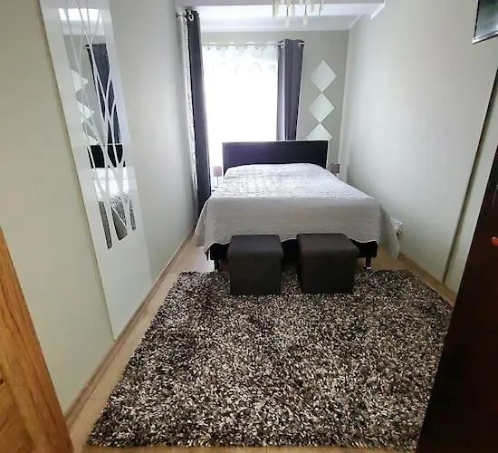 2 Zimmerwohnung In Apartament